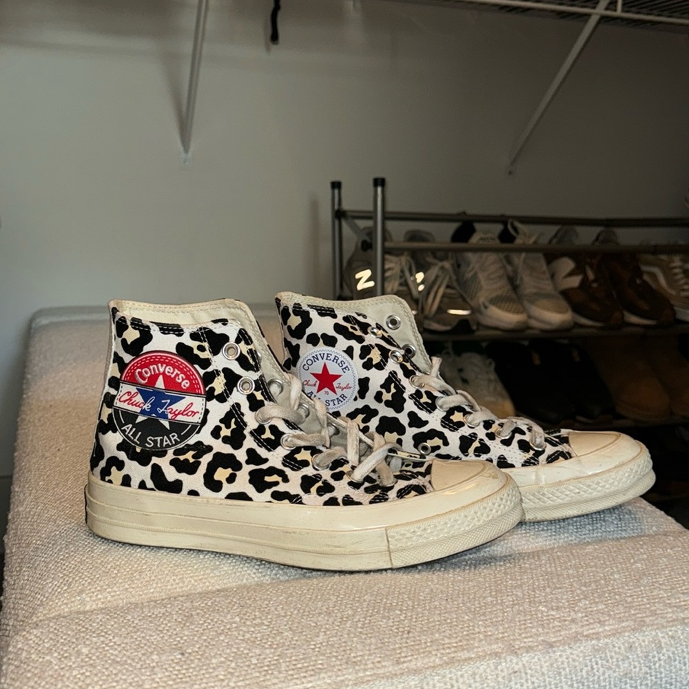 Animal print converse
